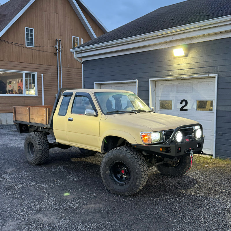 Front Bumper Toyota Pick Up